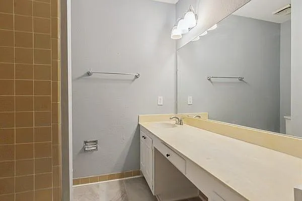 14447 Misty Meadow Ln — Photo 14