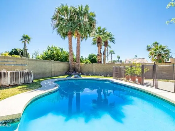 6225 W Corrine Dr, Glendale, AZ 85304