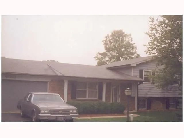 4041 Senour Rd photo 1