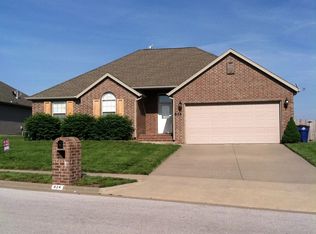 834 S Cobble Creek Blvd, Nixa, MO 65714