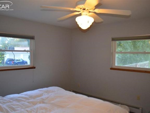3rd image of 6200 S Martin Dr