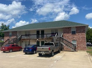 138 Hayes Rd, Holts Summit, MO 65043