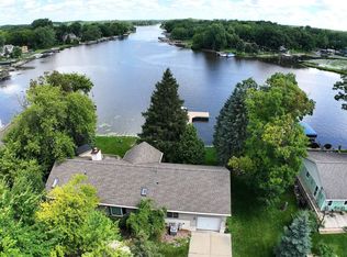 4605 Riverside Rd, Waterford, WI 53185