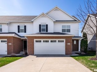 4434 W Slate Creek Dr, Bettendorf, IA 52722