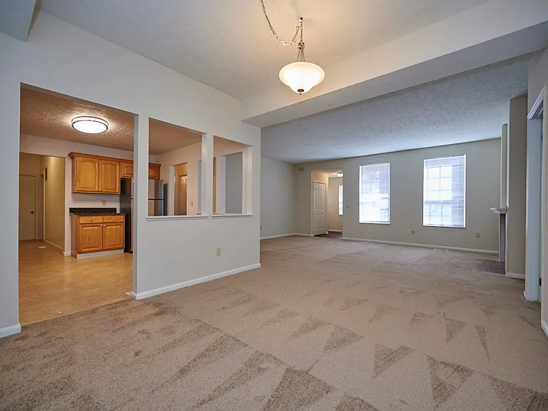 Grand Bay Apartments and Townhomes — Photo 59
