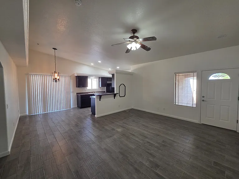3404 Oro Grande Blvd — Photo 5
