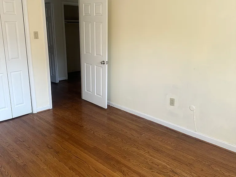 7624 Castor Ave #1 — Photo 8