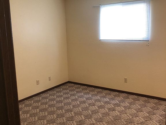 4th image of 2965 Wildwood Dr APT 2