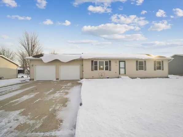 1225 1st St, Jesup, IA 50648