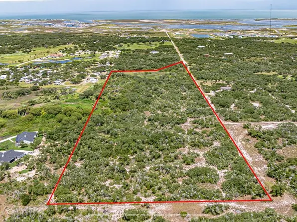 1502 Balderee Ln, Rockport, TX 78382