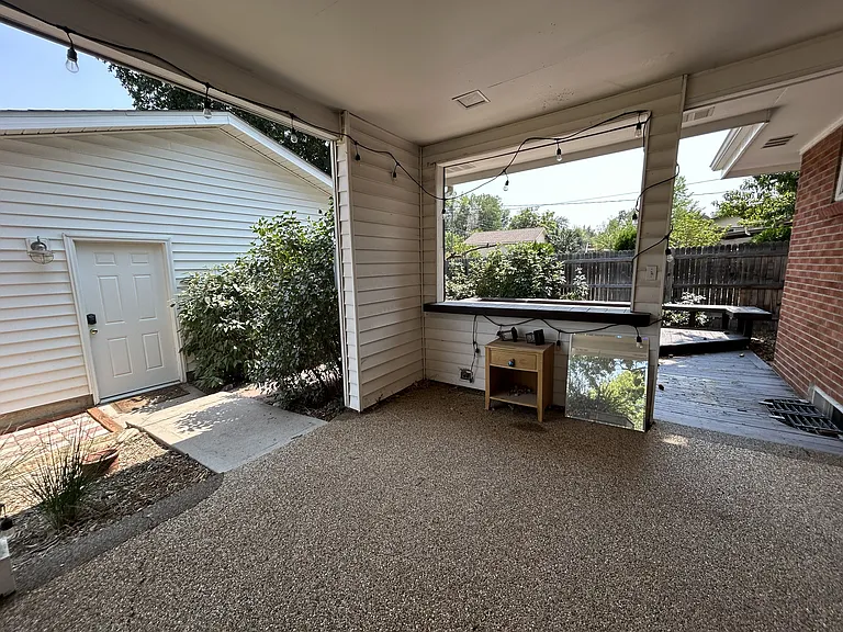 400 S Quail St — Photo 22