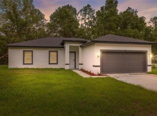 732 W Macroy Pl, Dunnellon, FL 34434