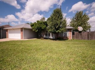 2321 Tempe Ct, Columbia, MO 65201