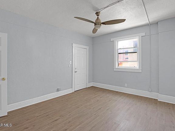 5th image of 404 W Overland Ave #C