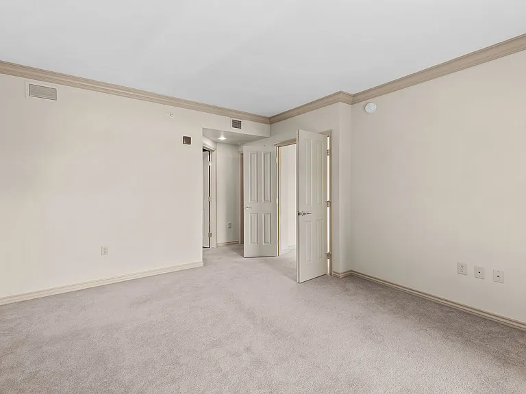 8100 E Union Ave #814 — Photo 3