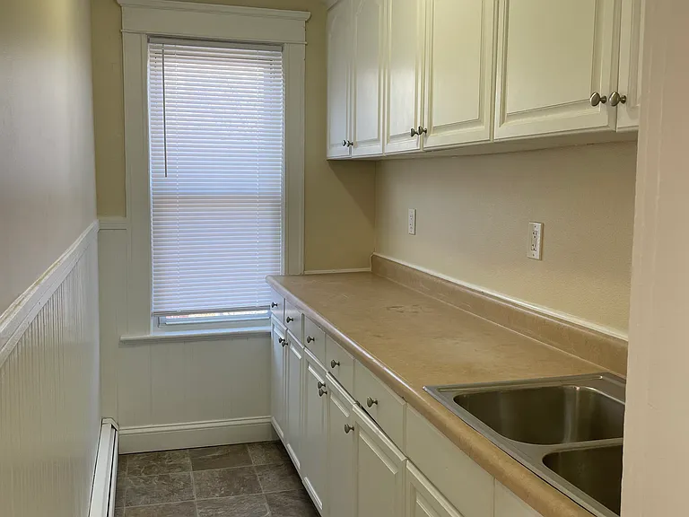 401 Cumberland Hill Rd #3L — Photo 3