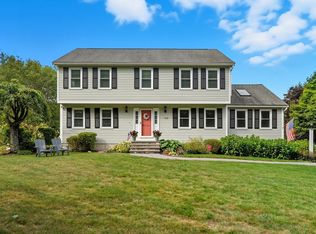 732 Lincoln St, Franklin, MA 02038