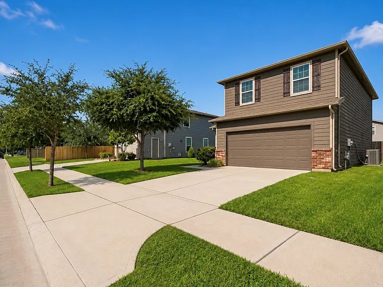 12318 Skyview Manor Dr — Photo 4