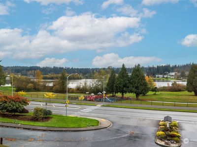 23505 Lakeview Drive #C-201, Mountlake Terrace, WA, 98043