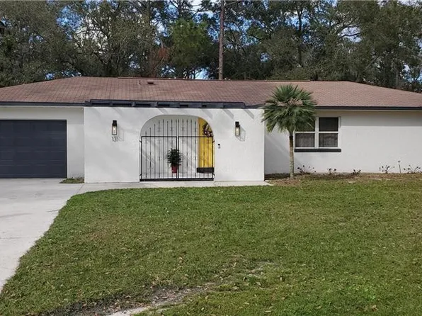 131 Quailwood Dr, Winter Haven, FL 33880