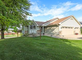 976 Heritage Dr SW, Lonsdale, MN 55046