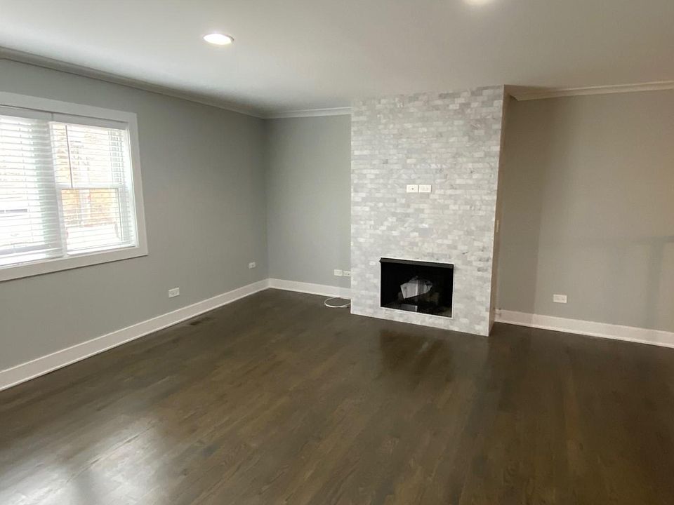 1st image of 4201 N Paulina St APT 1F