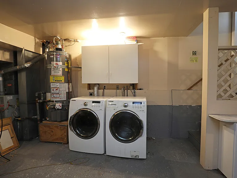 1513 De La Vina St #A — Photo 11