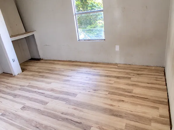1137 Alabama St, Carrollton, GA