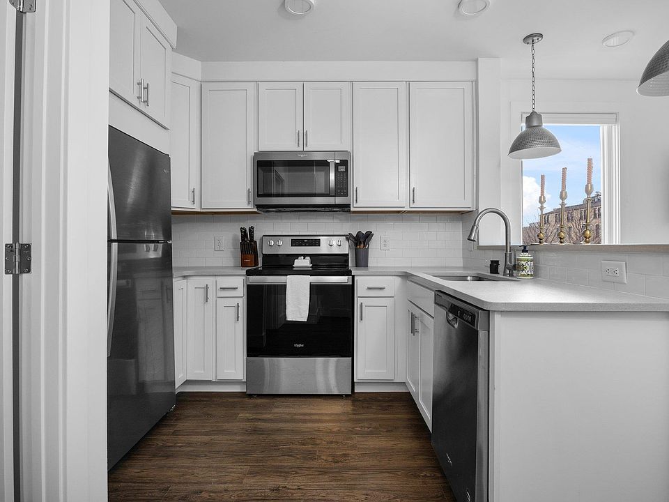 134 Gillis St 16, Traverse City, MI 49684 Zillow