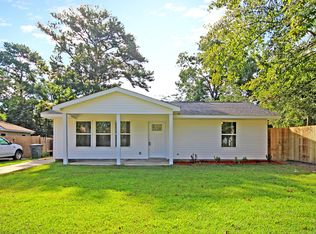 1143 Dickson Ave, Hanahan, SC 29410