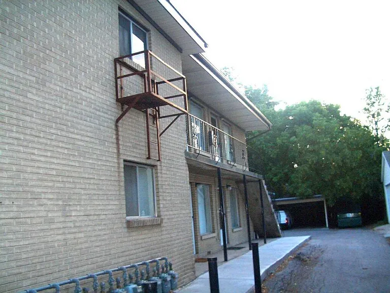 1990 S McClelland St — Photo 19