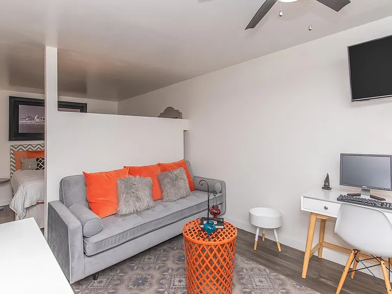 Studio 710 Apartments — Photo 49