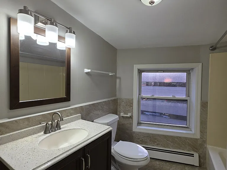 338 Orange St #A302 — Photo 10