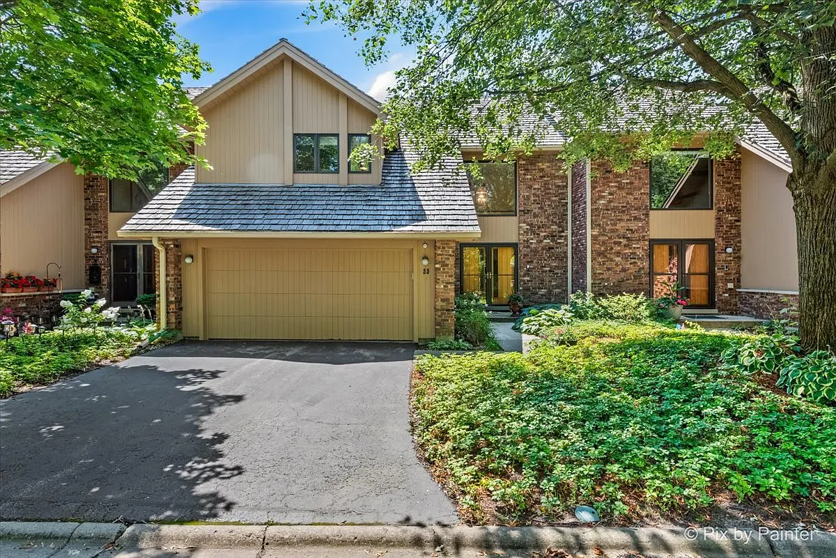 55 Oak Creek Dr photo 1