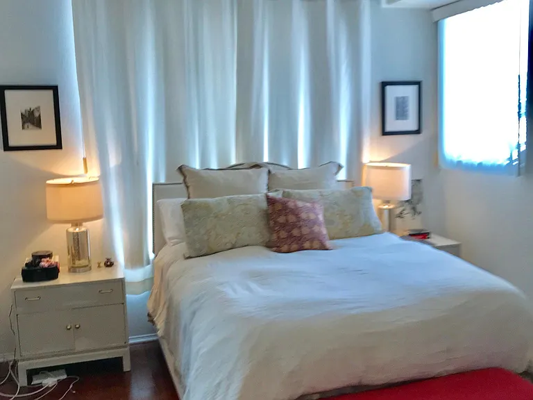 8349 Blackburn Ave #302 — Photo 114