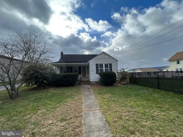 711 E Market St, Mc Connellsburg, PA 17233