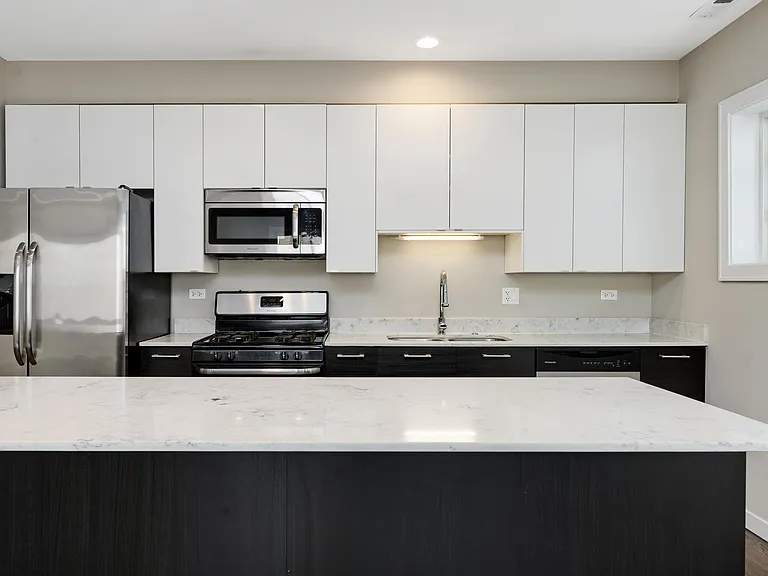 3900 W Cortland St #3E — Photo 6