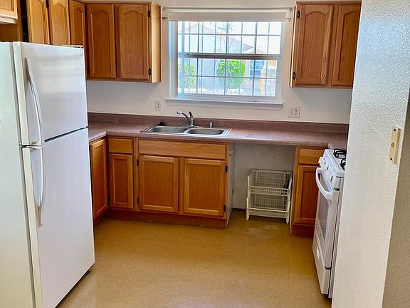 5th image of 5929 Chippendale Ave