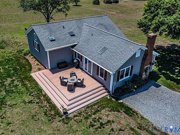 3rd image of 765 Senora Rd
