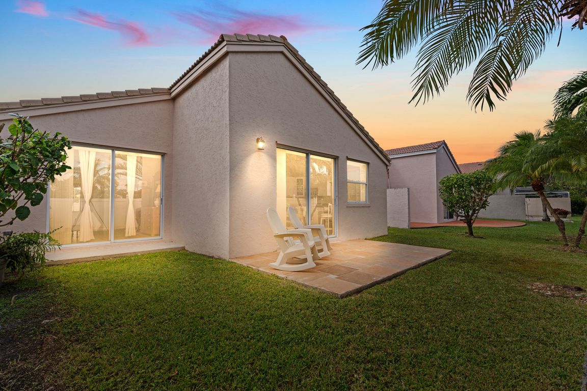 next background image