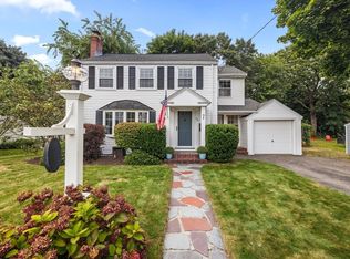 16 Lilly Ln, Dedham, MA 02026