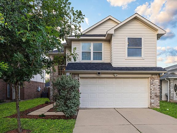 3rd image of 6726 Windy River Ln