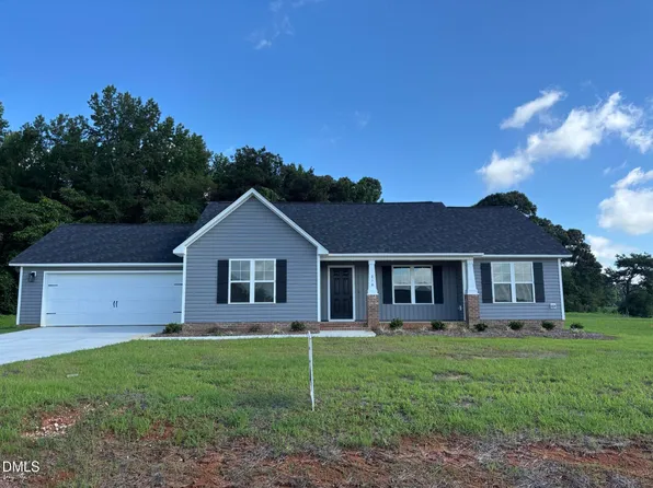 216 N Movado Trl, Kenly, NC 27542