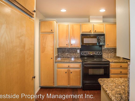 5th image of 6250 Buckingham Pkwy Unit 202