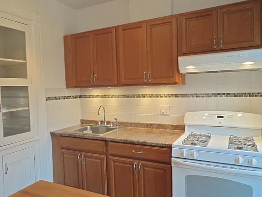 Rented by Marjorie Thompson, LREB | media 4