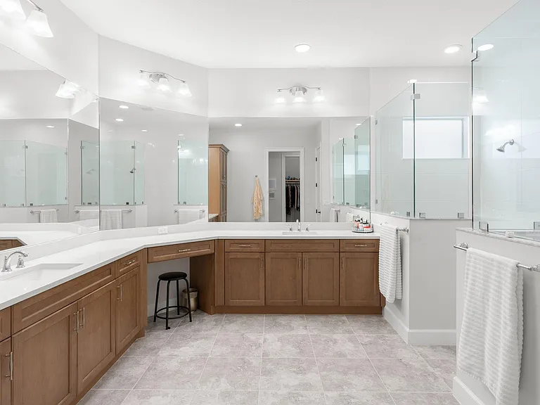 4776 Estates Cir — Photo 58