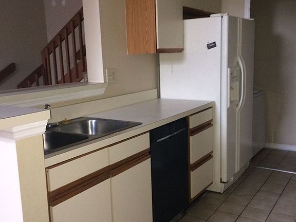 4th image of 630 Steamboat Ct APT 174