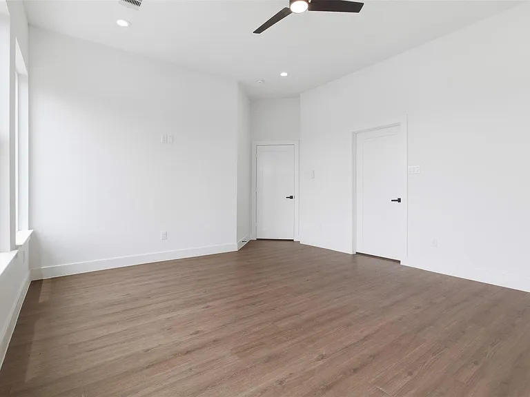 5512 Hardy St — Photo 22