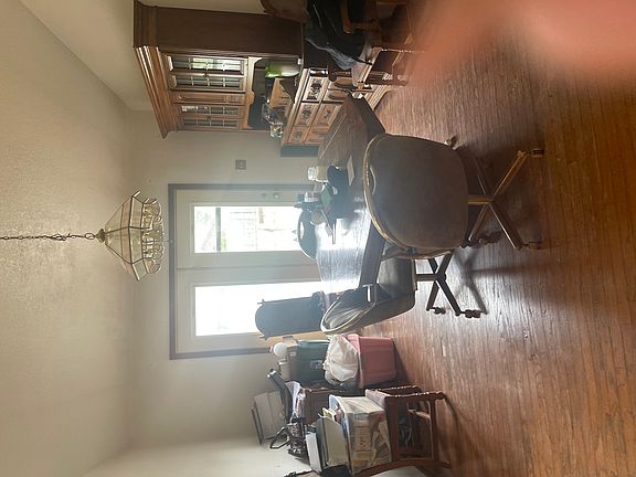 4th image of 578 Parseghian Pl