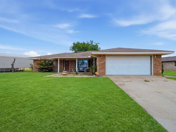 117 W 12th St, Snyder, OK 73566